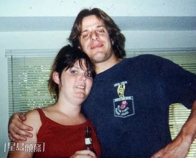 Brian太太倖免於難，但BSB團隊人員Daniel Lee就唔好彩坐上該班機，最終遺下愛妻和遺腹女。