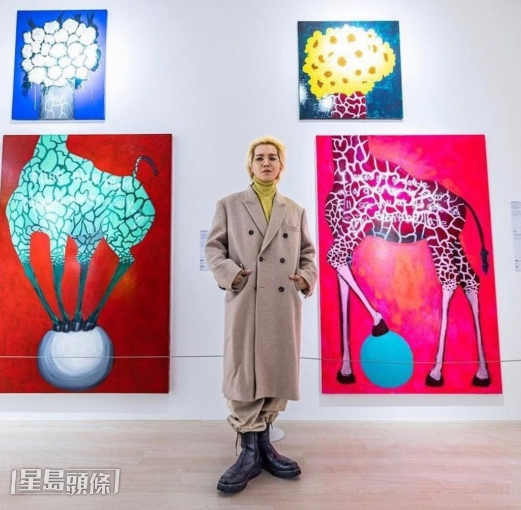 一向愛畫畫的MINO,在2022年12月舉行了個人畫展。 一向愛畫畫的MINO,在2022年12月舉行了個人畫展。