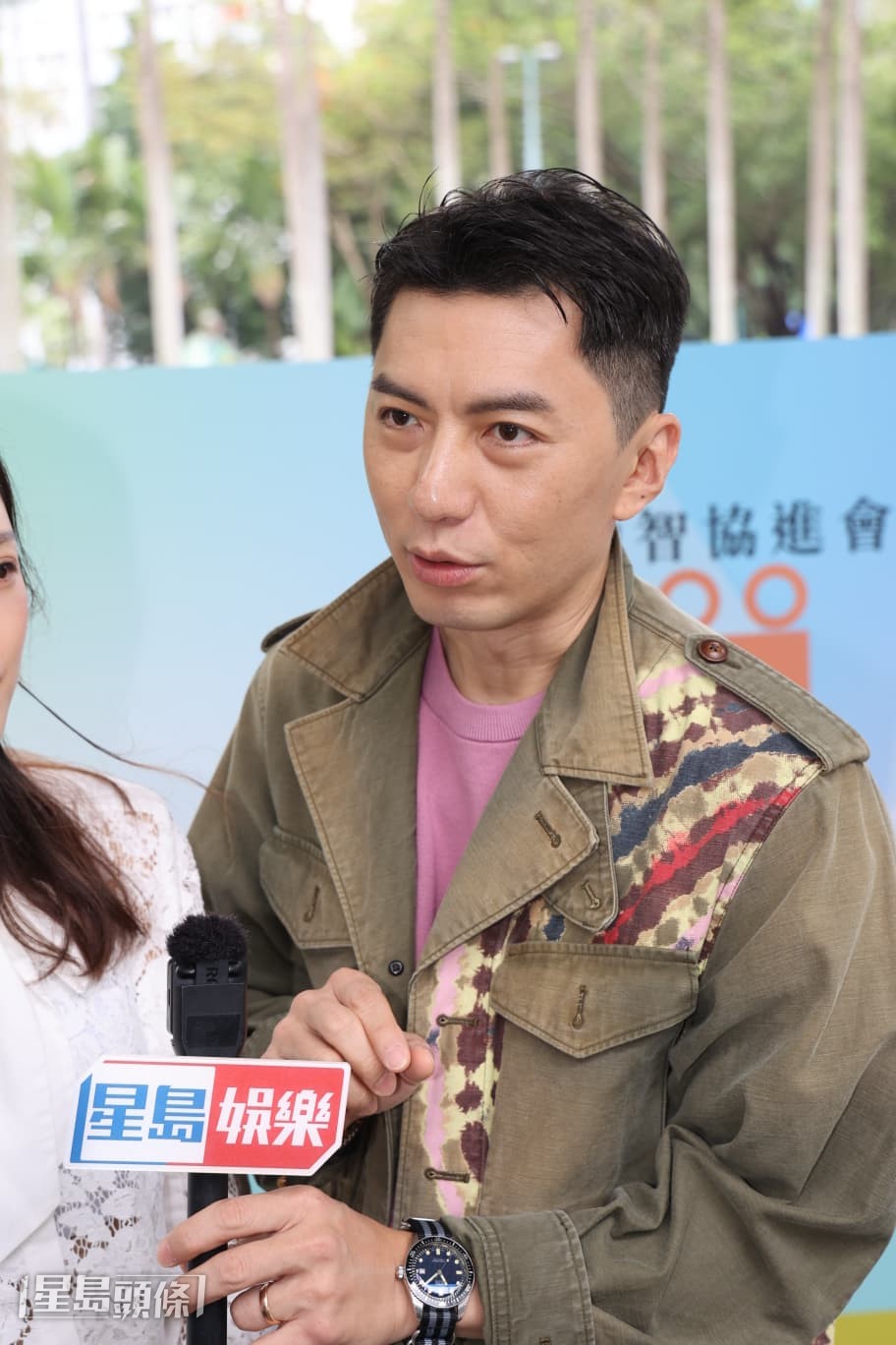 自己也因不熟悉社交平台的用法，所以直接將帖刪走，重新上載照片。