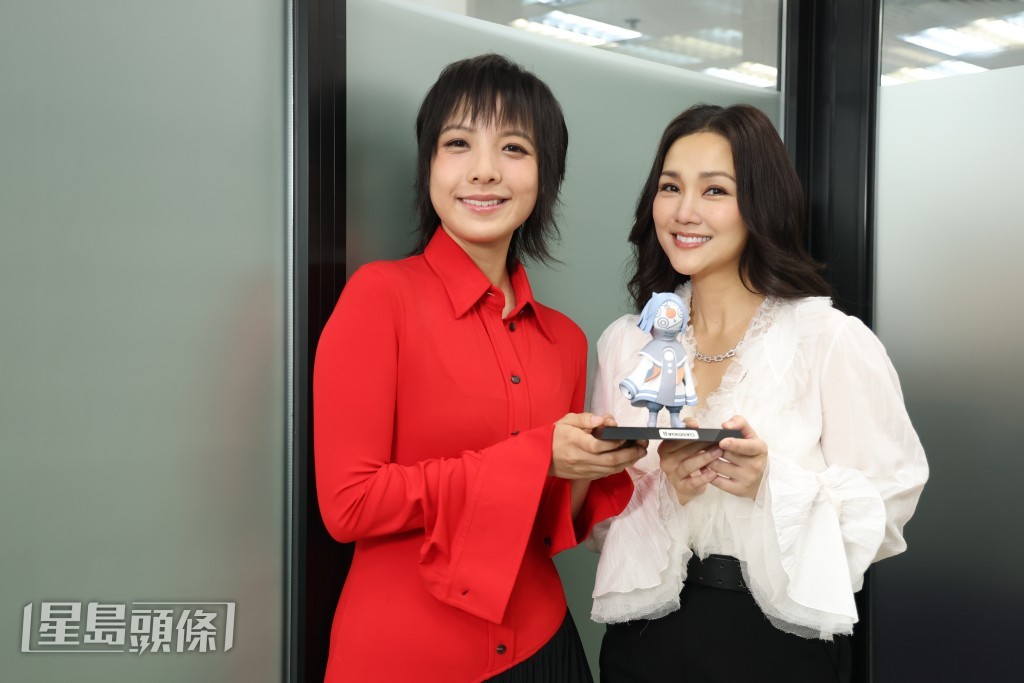 謝安琪和鍾雪瑩都聲演過「小鬼」角色，不同是一個是短片，一個是電影。