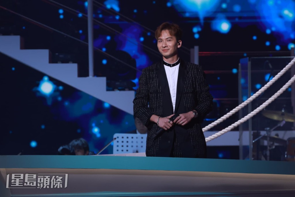 周吉佩昨晚（11日）為慈善節目《明愛暖萬心》演出。