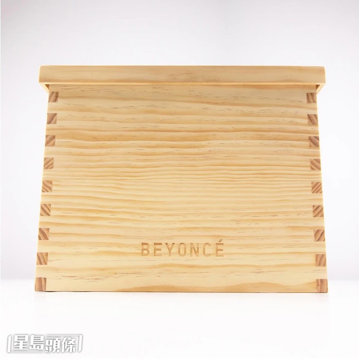 並且印上Beyonce的名字。