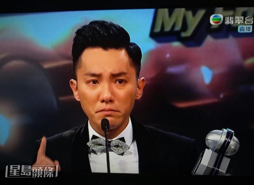  阿康於《TVB馬來西亞星光薈萃頒獎典禮2016》勇奪飛躍男演員獎，實力無庸置疑。