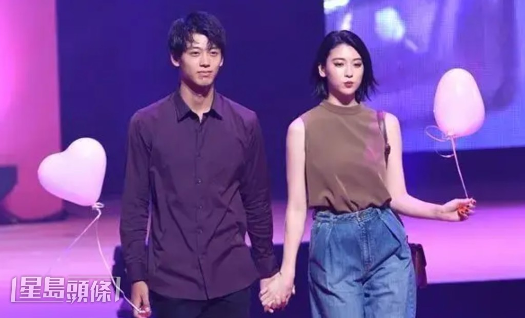 竹内与女星三吉彩花曾有过一段4年情，但二人已于前年分手。