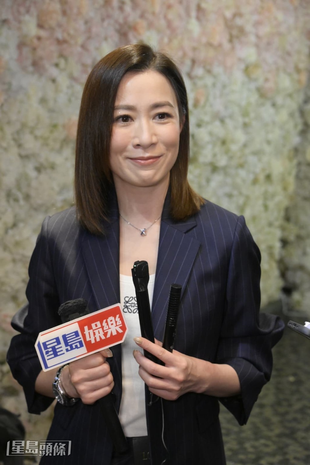 阿佘表示將飛往北京進行宣傳工作。 阿佘表示將飛往北京進行宣傳工作。