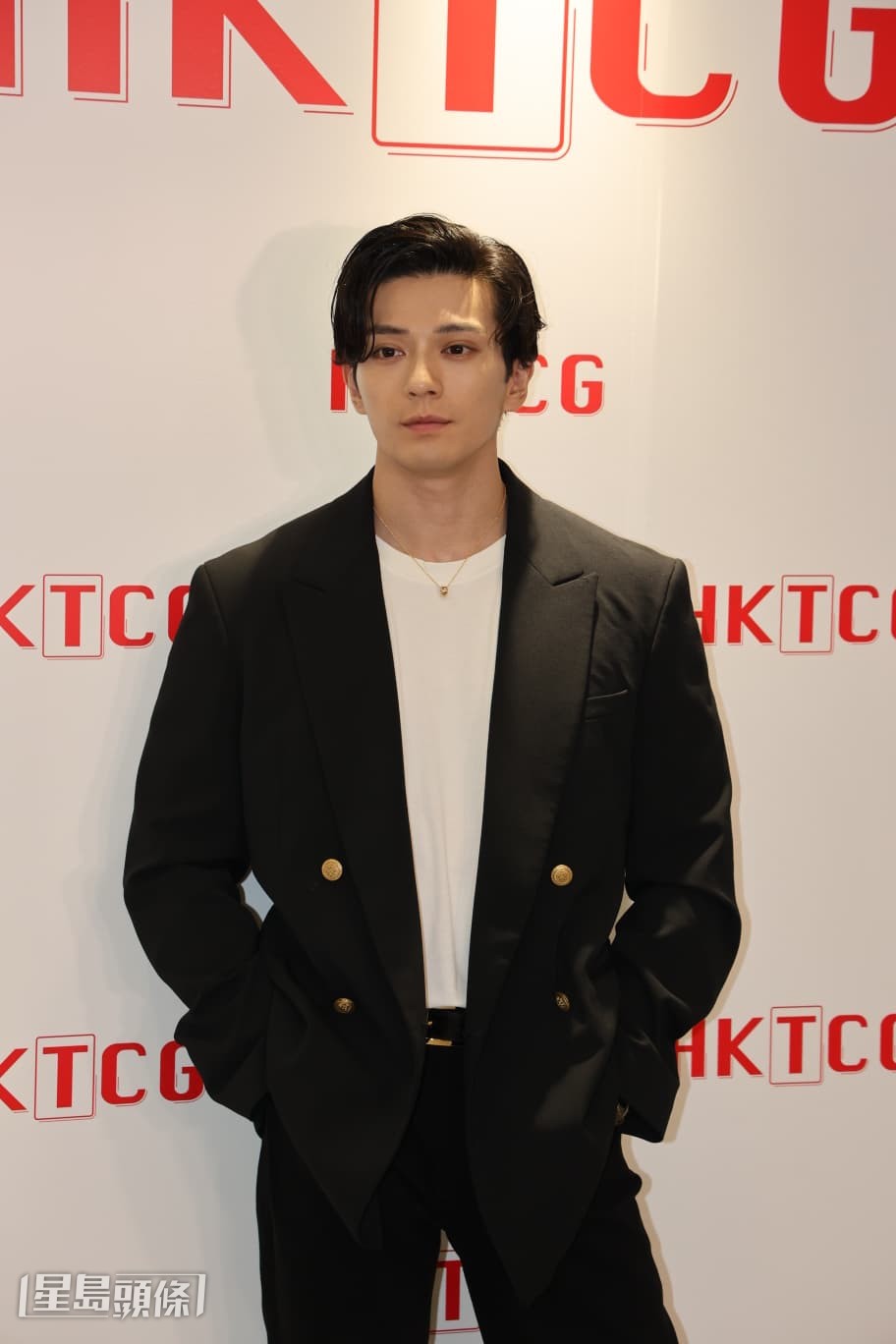 與新田真劍佑見面,思貝表示真人相當吸引 與新田真劍佑見面,思貝表示真人相當吸引