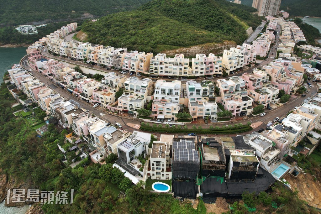 他指一般市民很少买贵过3,000万元或以上的住宅，因此不影响一般市民。伍明辉摄