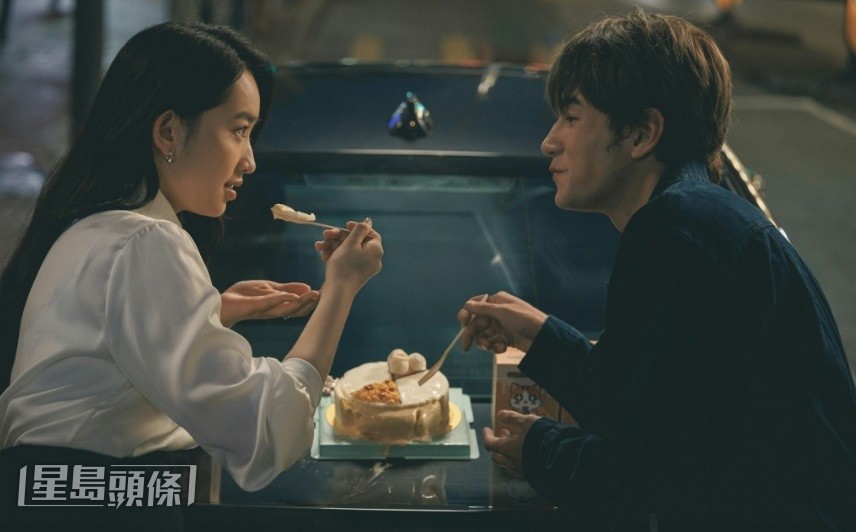 ViuTV劇集《地獄大狀》反應不錯,Jeffrey預告同林愷鈴激烈床戲陸續有來。 ViuTV劇集《地獄大狀》反應不錯,Jeffrey預告同林愷鈴激烈床戲陸續有來。