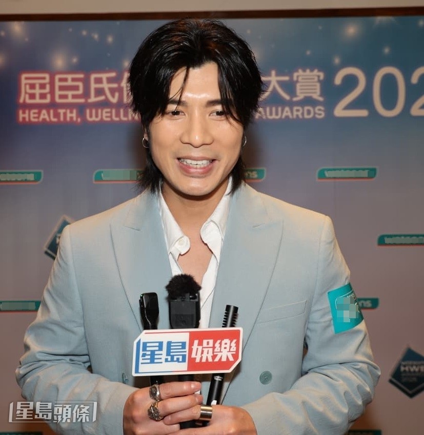 周殷廷想挑戰不同風格曲風,自嘲可像黎明擅長企定定唱快歌。 周殷廷想挑戰不同風格曲風,自嘲可像黎明擅長企定定唱快歌。