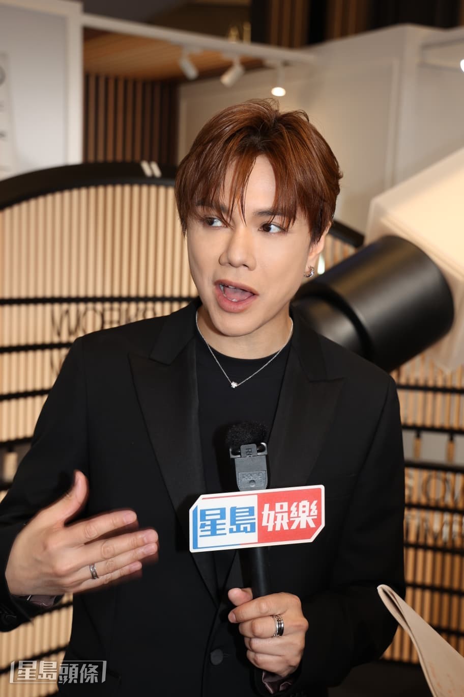 他说:“所以争取紧,希望最尾公司同客户可以倾得掂。” 他说:“所以争取紧,希望最尾公司同客户可以倾得掂。”