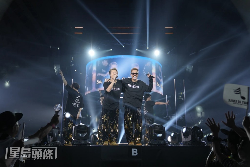 EXILE 11月的日本巡唱,演出名單已沒有岩田剛典及白濱亞嵐。 EXILE 11月的日本巡唱,演出名單已沒有岩田剛典及白濱亞嵐。