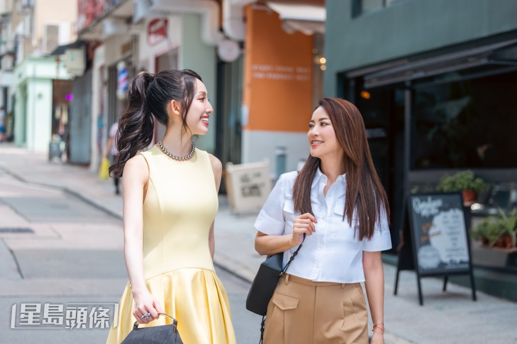 海兒擔任主持為樓盤拍「Mid-Leveller Citywalk」宣傳短片，與金牌經理人Mani一齊遊走半山。