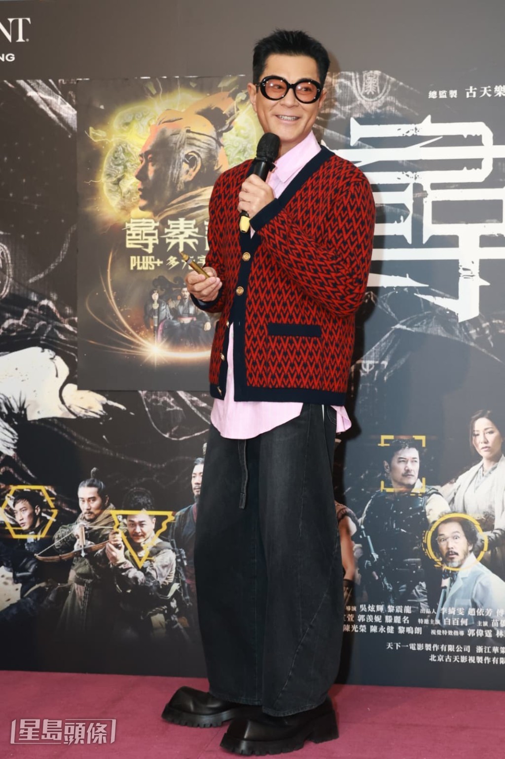 談到滕麗名憑《尋秦記》角逐「最佳女配角」獎項，古仔覺得開心。