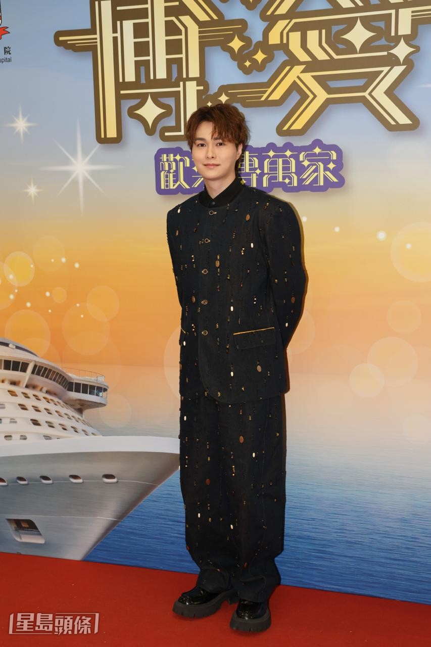 胡鴻鈞表示也是看新聞報道才得知她離巢。 胡鴻鈞表示也是看新聞報道才得知她離巢。