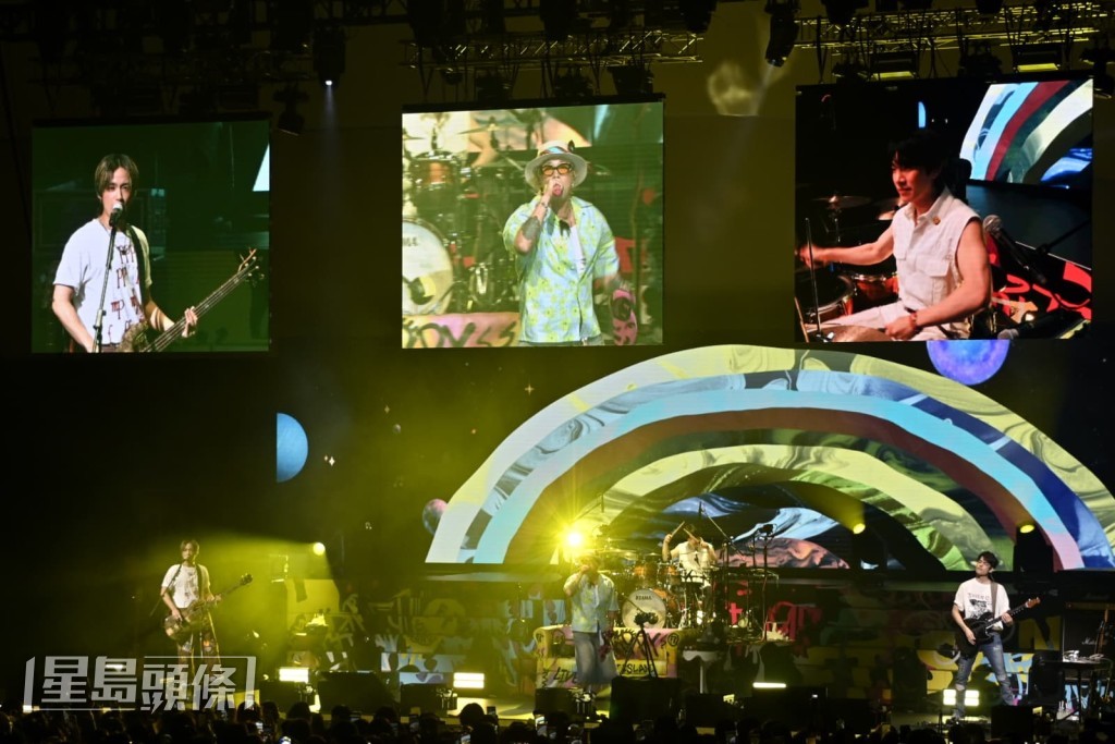 相隔一年再在香港開騷，FTISLAND甫現身舞台即引來全場歌迷尖叫。