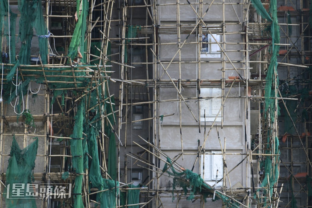 宏福苑多幢大廈發生大火。陳浩元攝 宏福苑多幢大廈發生大火。陳浩元攝