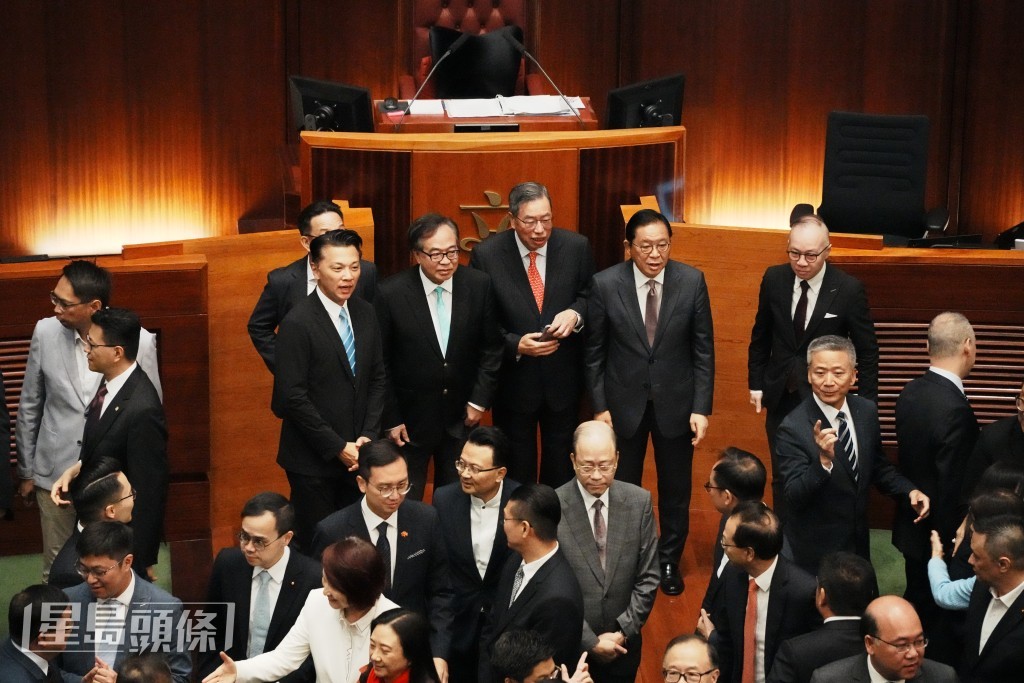 立法會主席梁君彥今日(23日)在審議最後一條議員議案後發言。江旭峰攝 立法會主席梁君彥今日(23日)在審議最後一條議員議案後發言。江旭峰攝