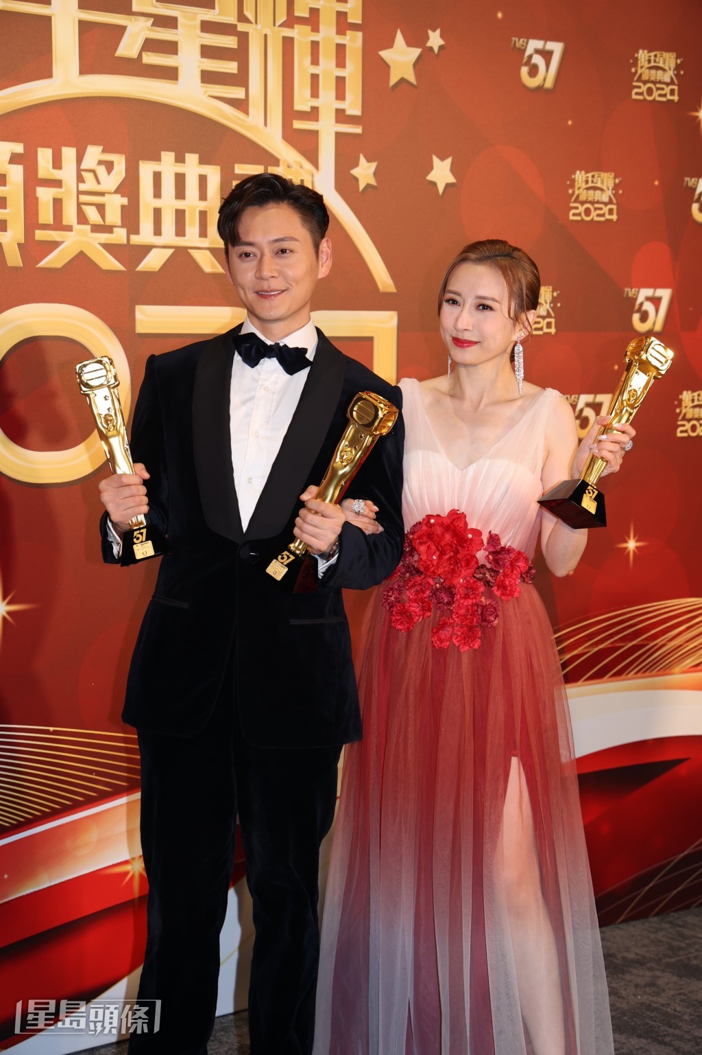 原來2人已演過CP三次，但都沒有得獎。
