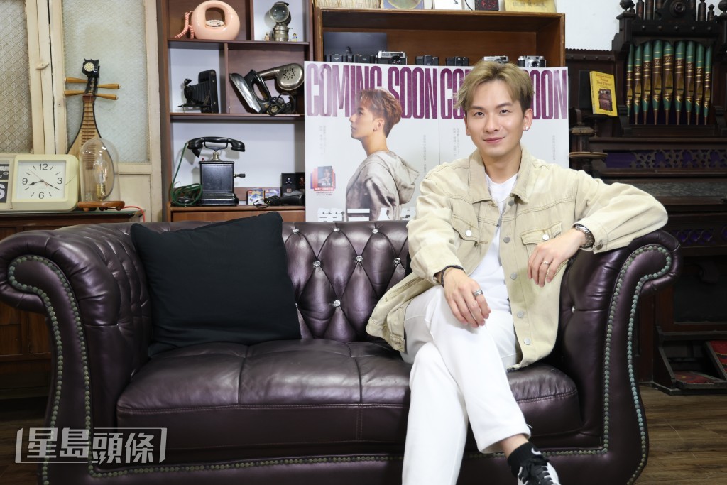 周吉佩出書的想法，是來自舉行演唱會而受到啟發。
