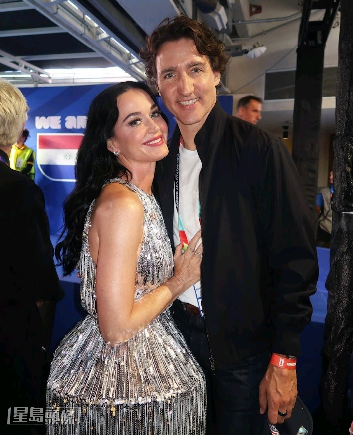 Katy目前與加拿大前總理杜魯多打得火熱，早前她為美國世界盃開幕禮演出，男友亦陪伴左右。