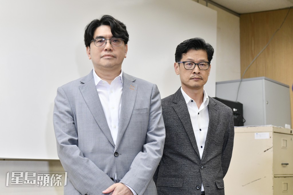 左起:水務署署長黃恩諾、房屋署副署長(屋邨管理)楊耀輝。 左起:水務署署長黃恩諾、房屋署副署長(屋邨管理)楊耀輝。