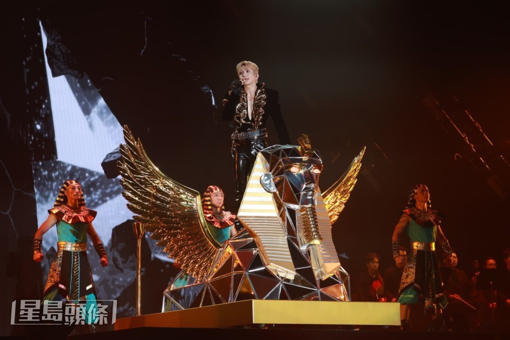 他笑言雖然沒節食，但睇到網上話題「大寶冰室」也被吸引。