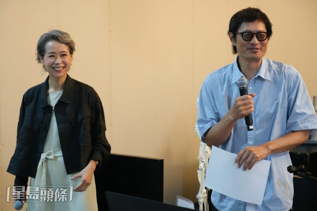 葉童說:「我嘅對手俾到我每一次都有新鮮感,所以非常期待今次再次喺香港同大家見面!」 葉童說:「我嘅對手俾到我每一次都有新鮮感,所以非常期待今次再次喺香港同大家見面!」