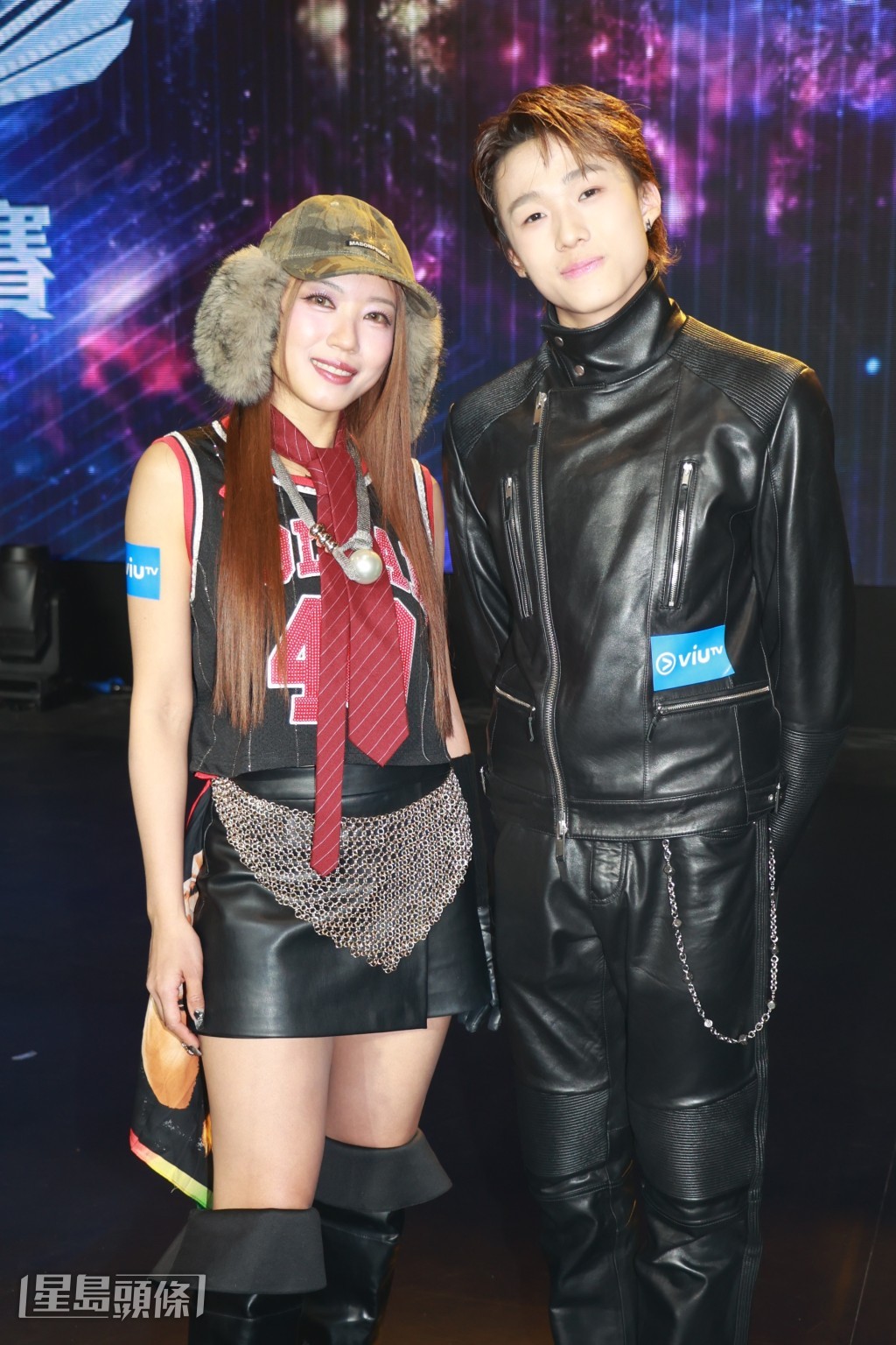 Bosco決賽時與芯駖跳唱Jeremy的《CLOSER》。