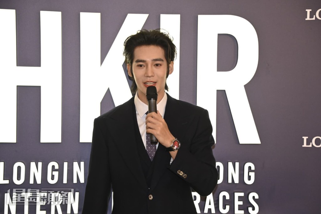 于適獲品牌委任「優雅形象大使」。 于適獲品牌委任「優雅形象大使」。