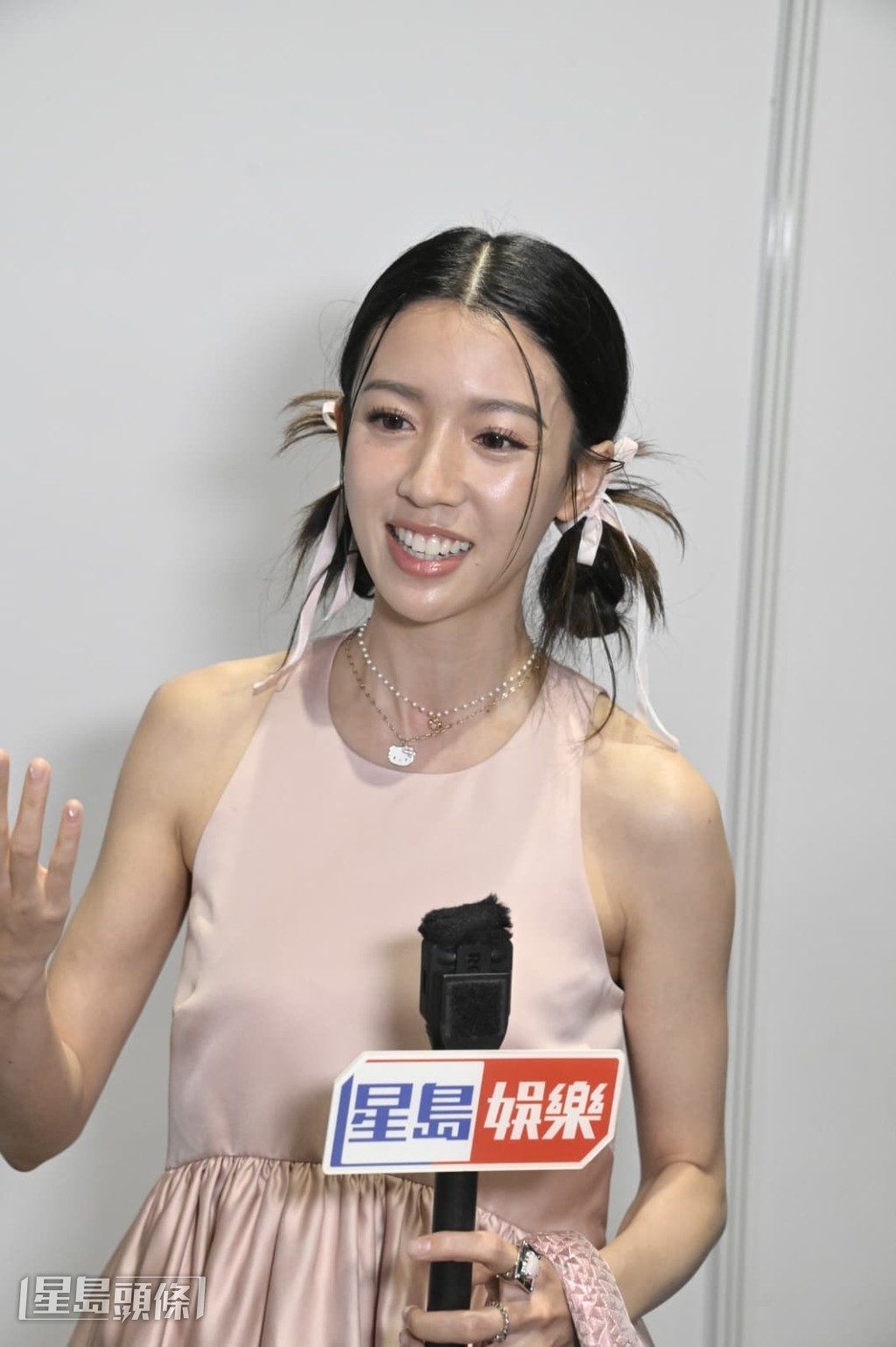 蔡思貝希望今次角色帶到歡樂畀觀眾。
