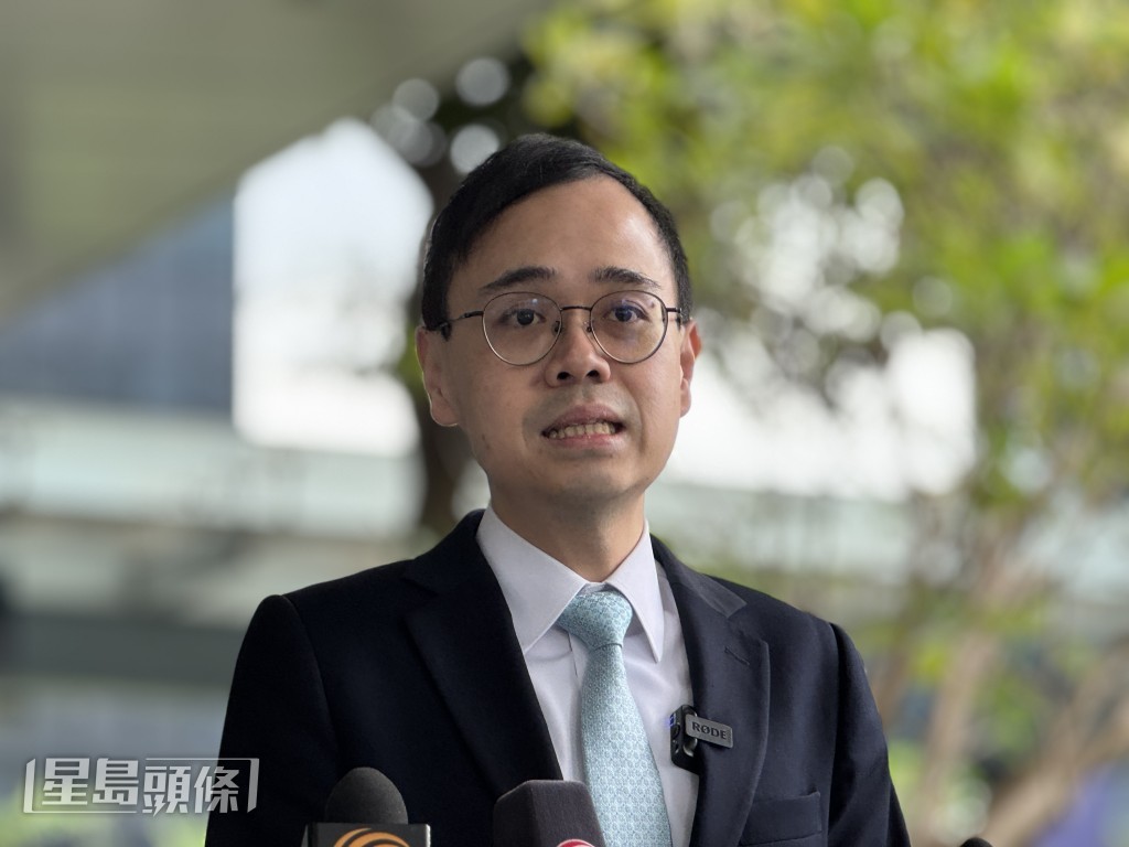 民建聯黃俊碩報名,競逐連任會計界。 民建聯黃俊碩報名,競逐連任會計界。