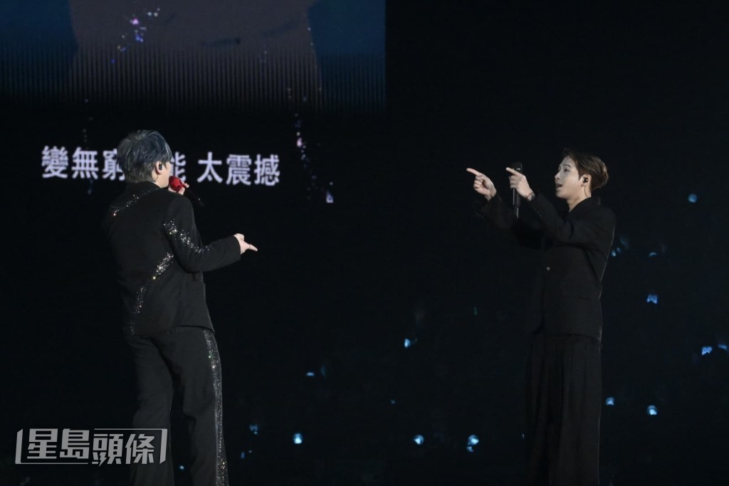 姜濤說幾年前對方在IG DM他。