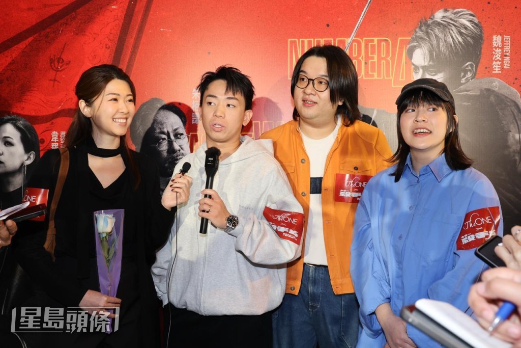 笑問是否少見Jeffrey戲中兇狠一面?岑珈其笑指Jeffrey玩遊戲時也像個殺手很兇狠。 笑問是否少見Jeffrey戲中兇狠一面?岑珈其笑指Jeffrey玩遊戲時也像個殺手很兇狠。