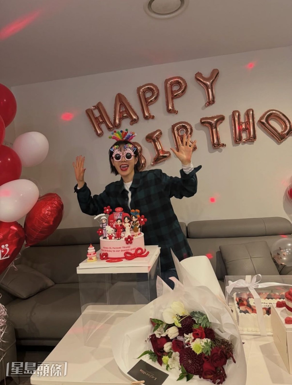 孫藝珍公開多張慶生照片及影片。