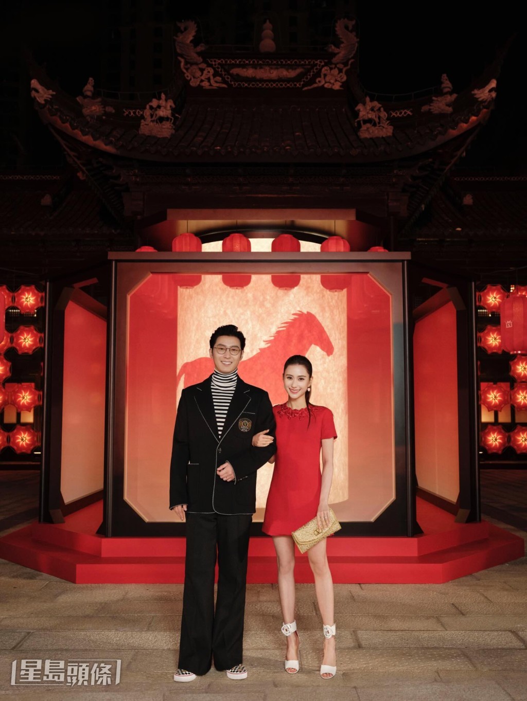 何超蓮客串演出電影《敦煌英雄》首度與老公竇驍「夫妻檔」進軍大銀幕，更是她「銀幕處女作」。