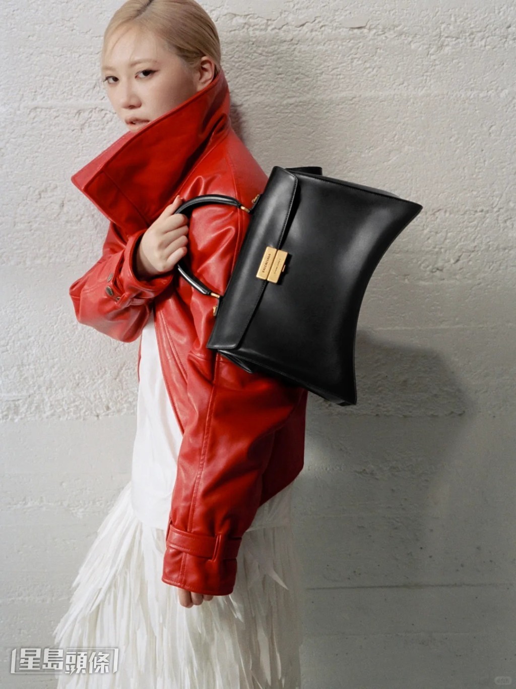 甄濟如獲國際時尚大牌「巴黎世家」(Balenciaga) 邀請成為品牌摰友。 甄濟如獲國際時尚大牌「巴黎世家」(Balenciaga) 邀請成為品牌摰友。