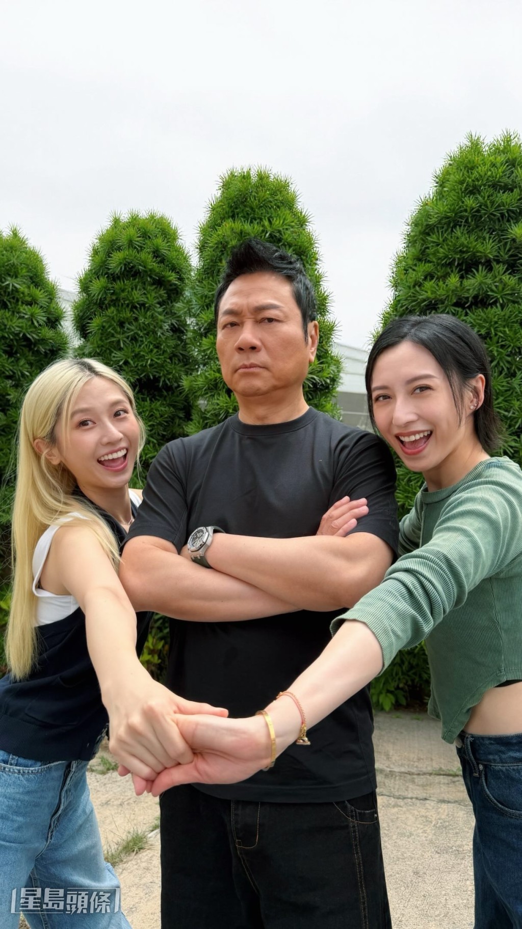 網民稱不要埋沒黎耀祥的跳舞技能。
