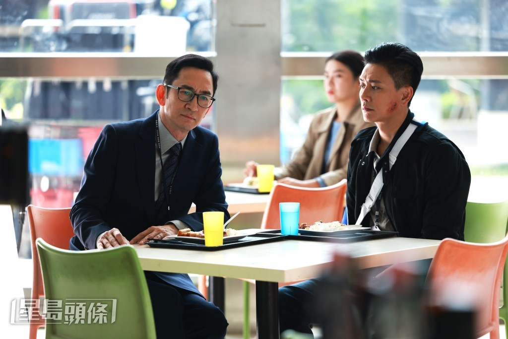 久未在TVB出現的吳啟華亦有份演出,跟Bosco更有不少對手戲。 久未在TVB出現的吳啟華亦有份演出,跟Bosco更有不少對手戲。