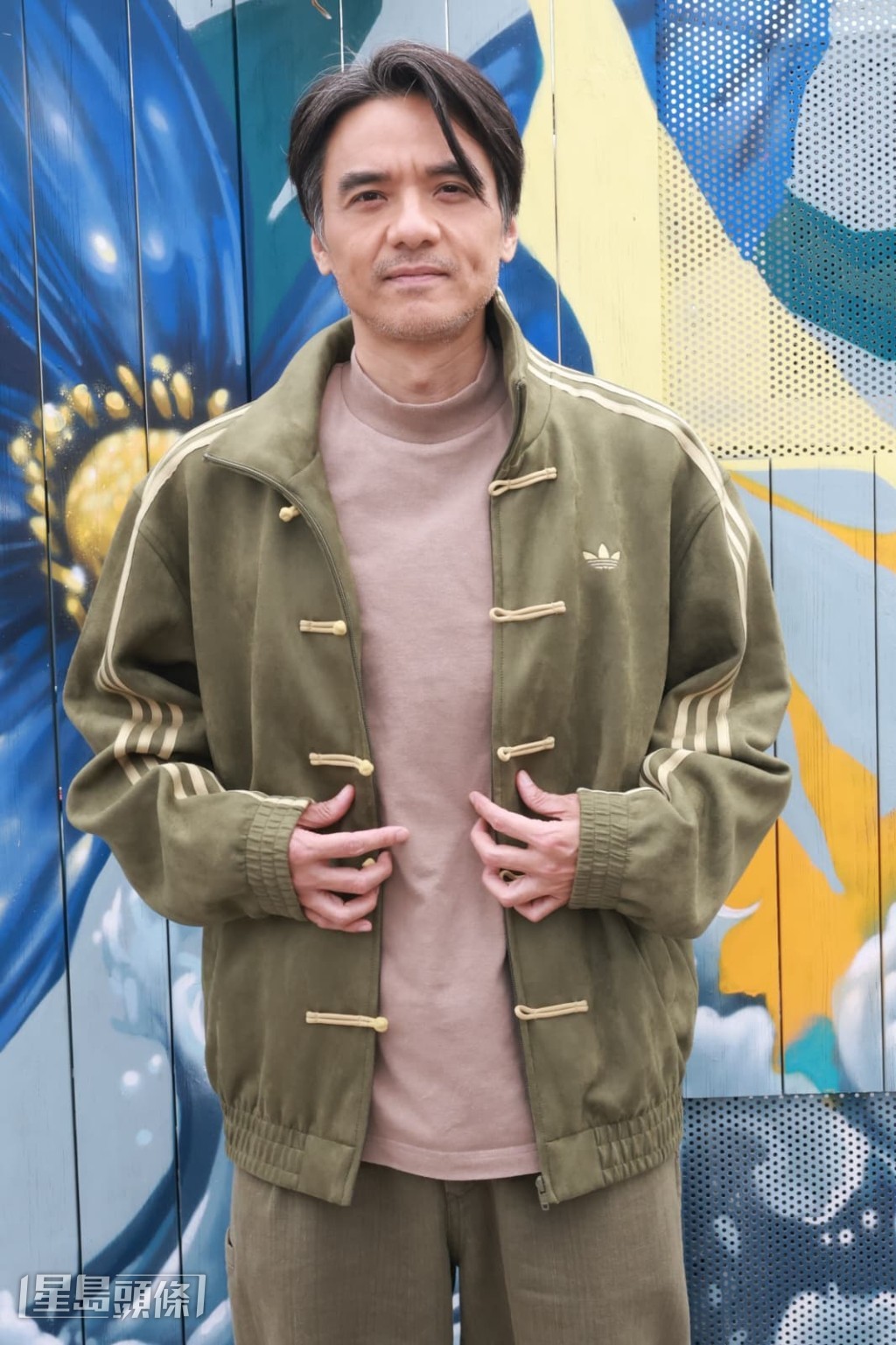 冯德伦表示，虽然录制新歌及拍摄MV很快，但构思花了大约一年时间