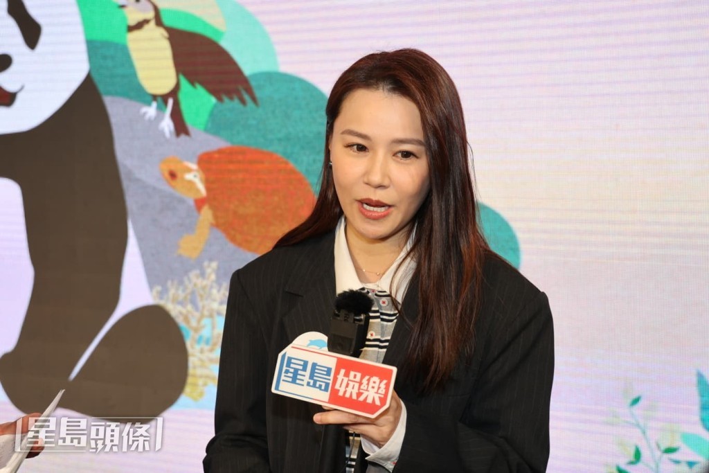 翠如直認會自我檢討,要好好學習。 翠如直認會自我檢討,要好好學習。