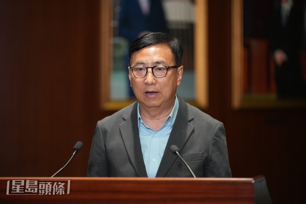 狄志遠促請中大校董會盡快交代事件。劉駿軒攝