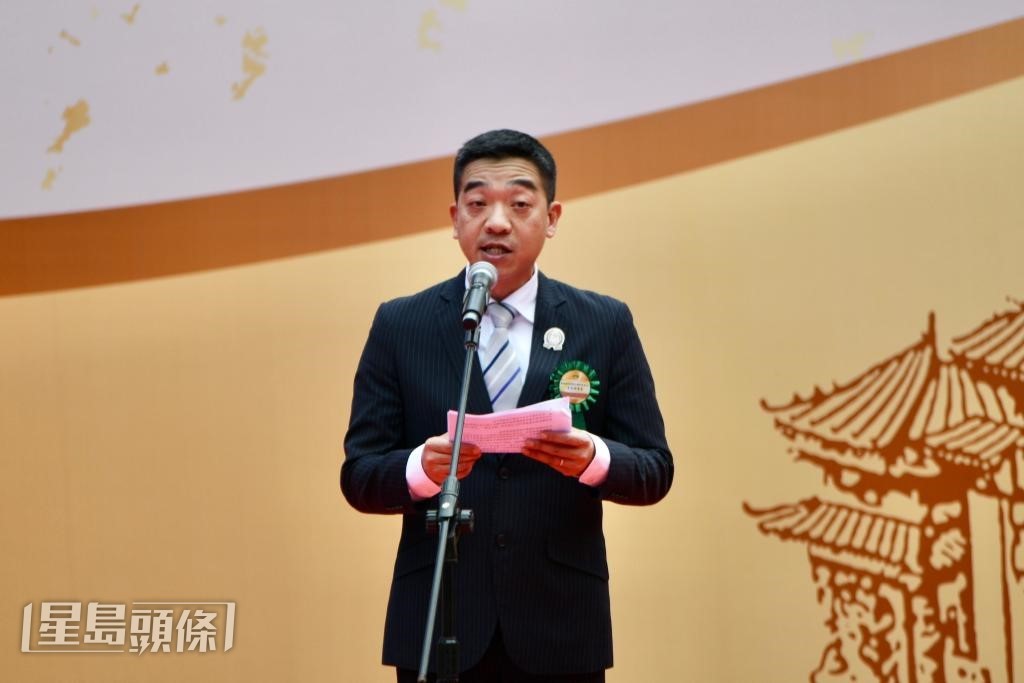 王忠巡致辭時表示,國家觀念對青少年來說非常重要。盧江球攝 王忠巡致辭時表示,國家觀念對青少年來說非常重要。盧江球攝