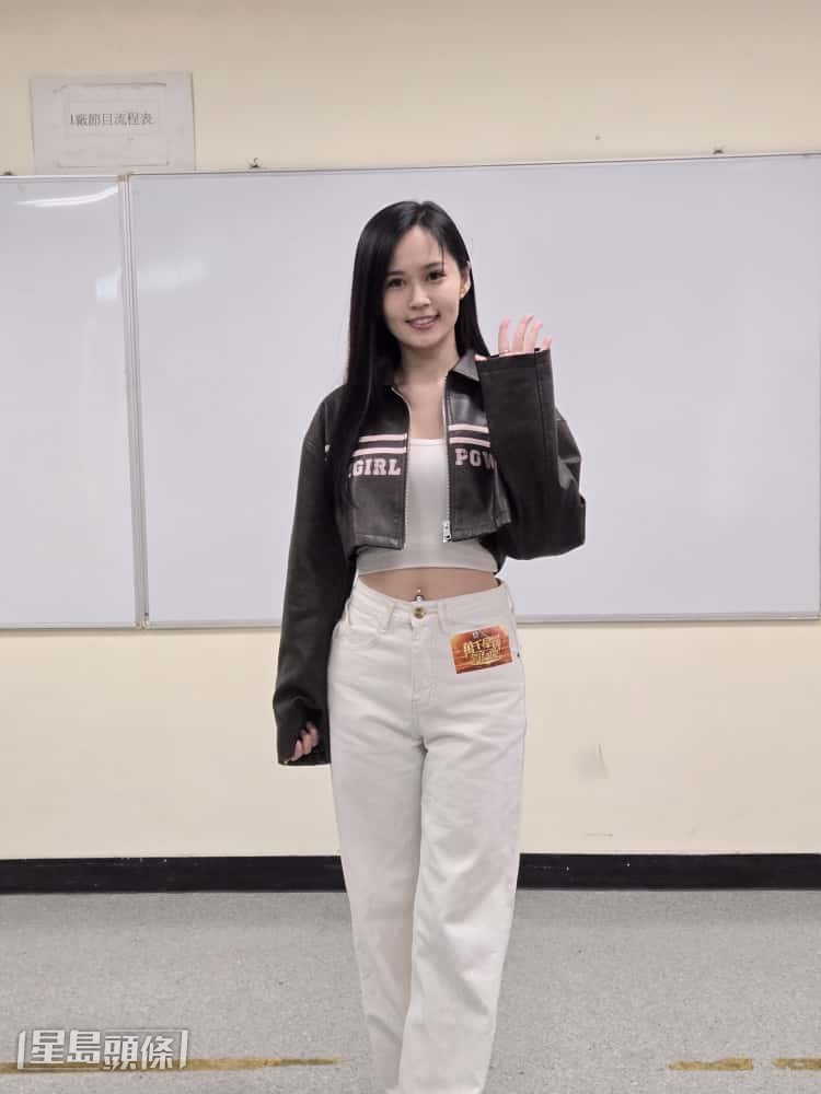 她最近未有劇集工作，因此努力經營社交媒體。