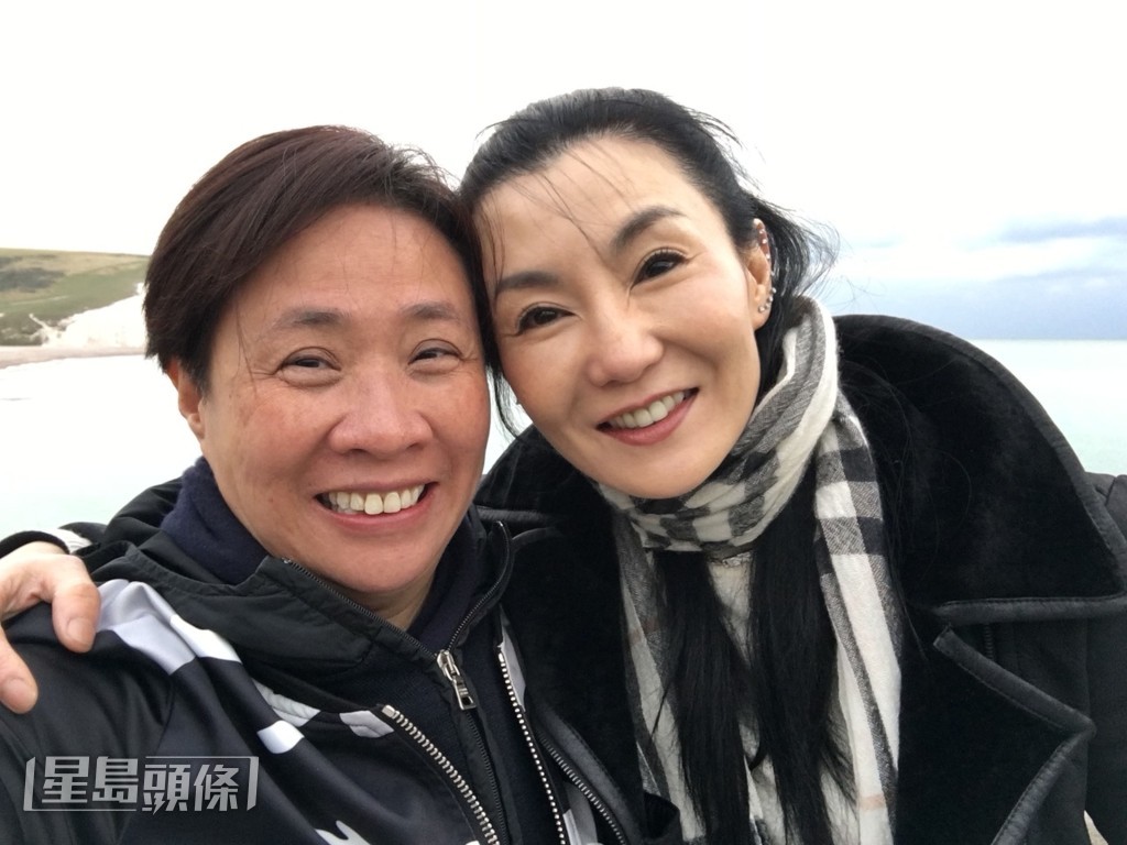 跟張曼玉亦曾有過合作。