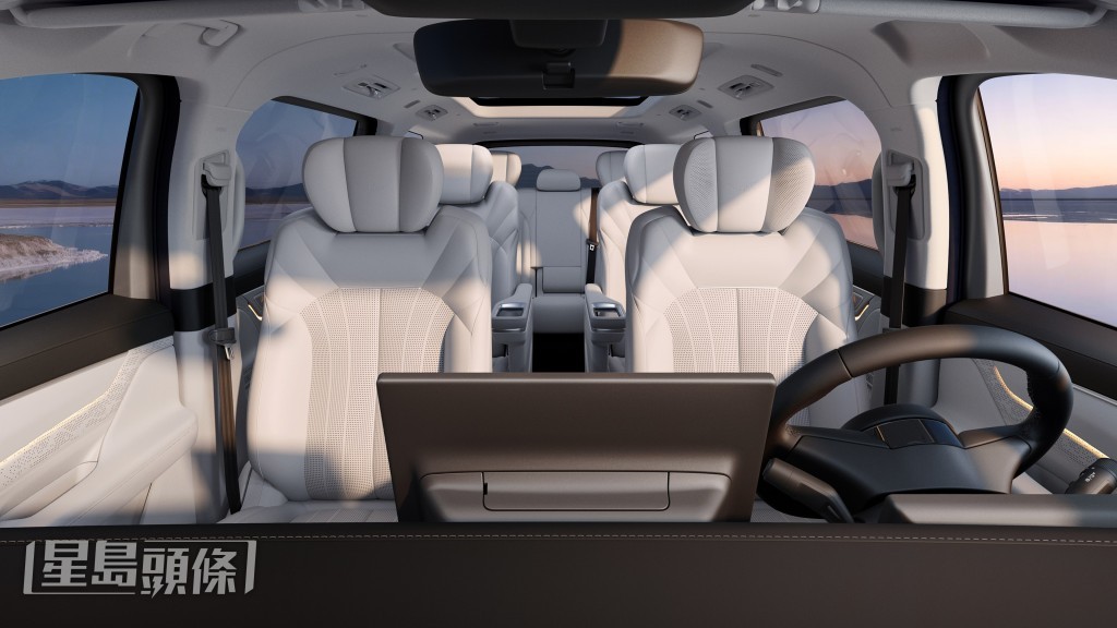 汽車以寬敞車身及豪華配置為賣點。