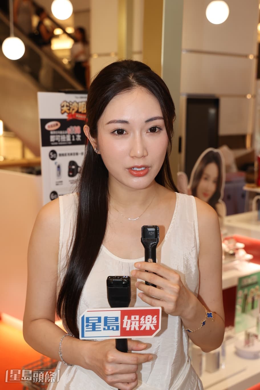 現時全職做KOL的蔡嘉欣，明言收入多過以前好多。