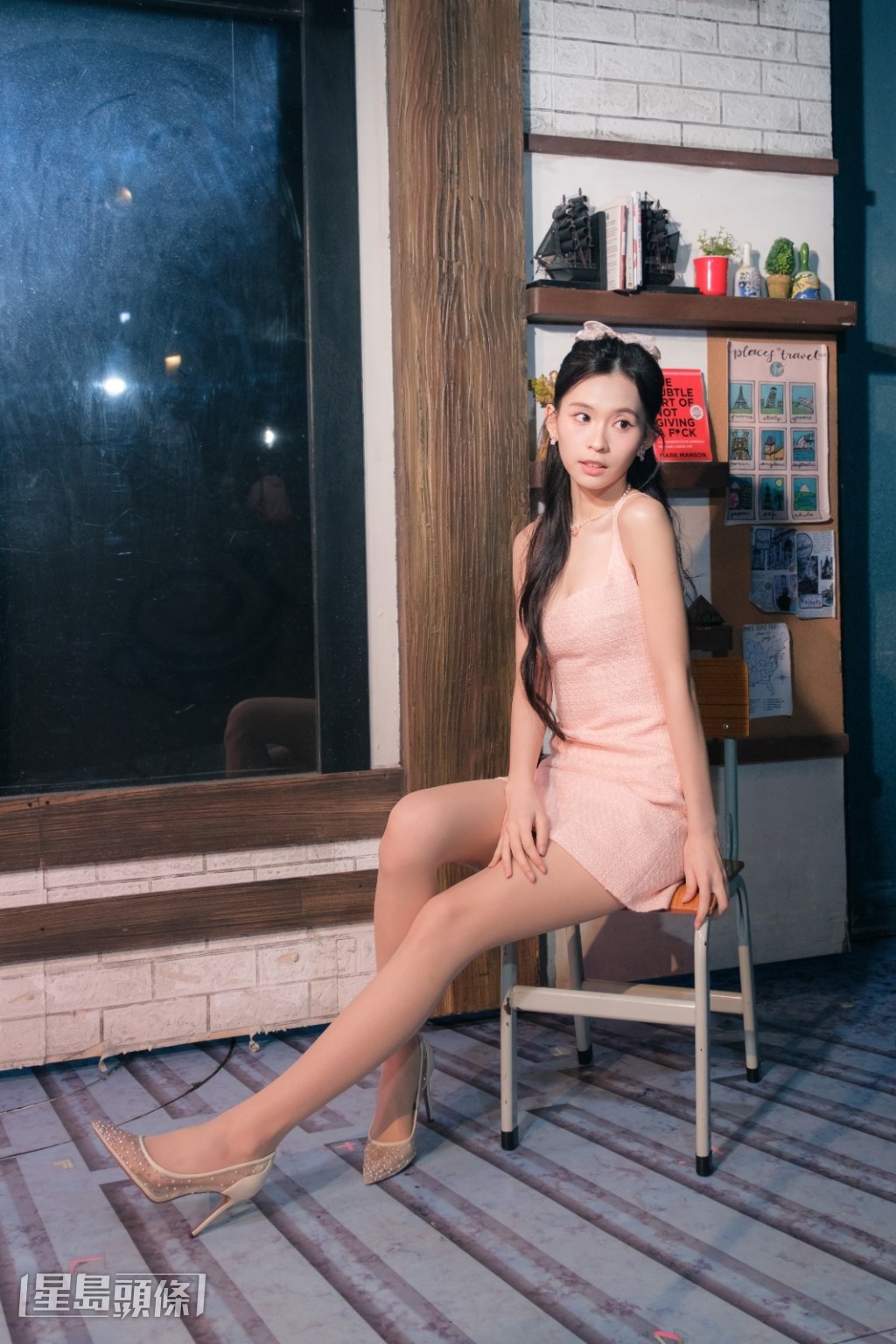 阿妹指虽有舞台演出经验,但之前戏份不多又有其他演员,今次要独挑大梁感压力。 阿妹指虽有舞台演出经验,但之前戏份不多又有其他演员,今次要独挑大梁感压力。