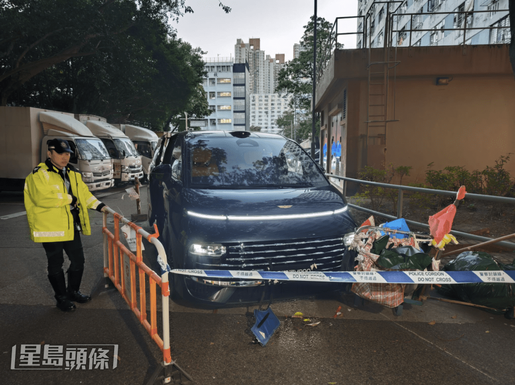 涉事車輛掛有T牌。黎志偉攝