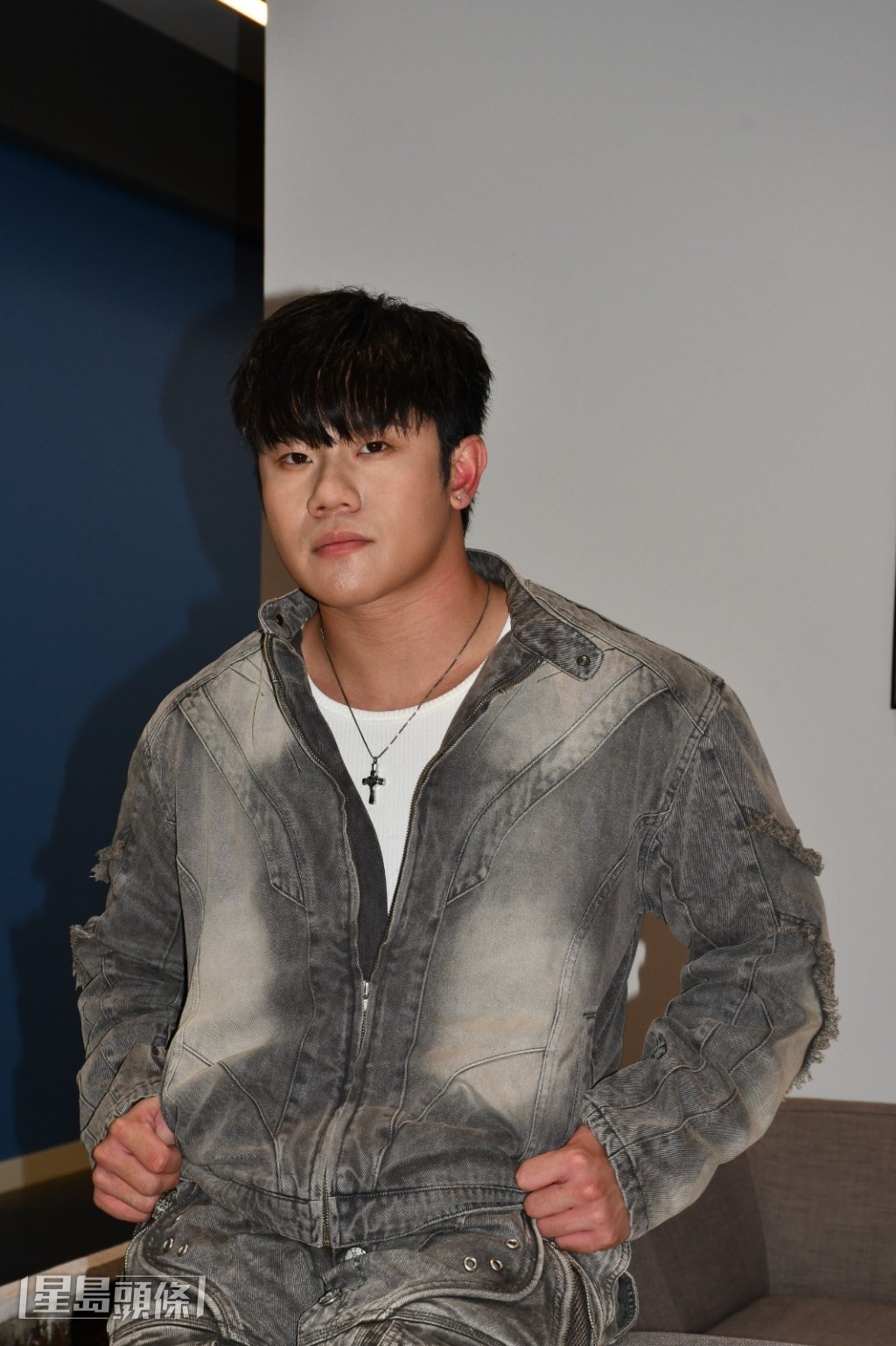 想參與多些影視的演出的亨仔，打算認真去讀演戲課程。