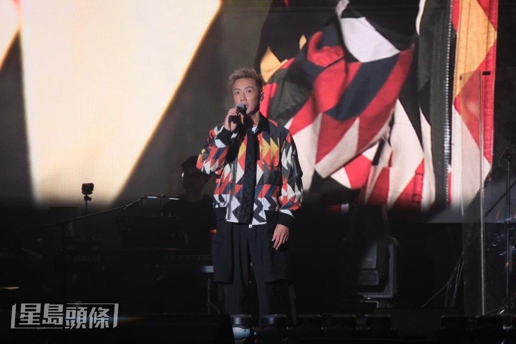 他坦言已經長達8年未開演唱會。 他坦言已經長達8年未開演唱會。